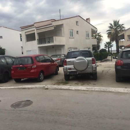 Seafront Maisonette in Fourka Exterior foto