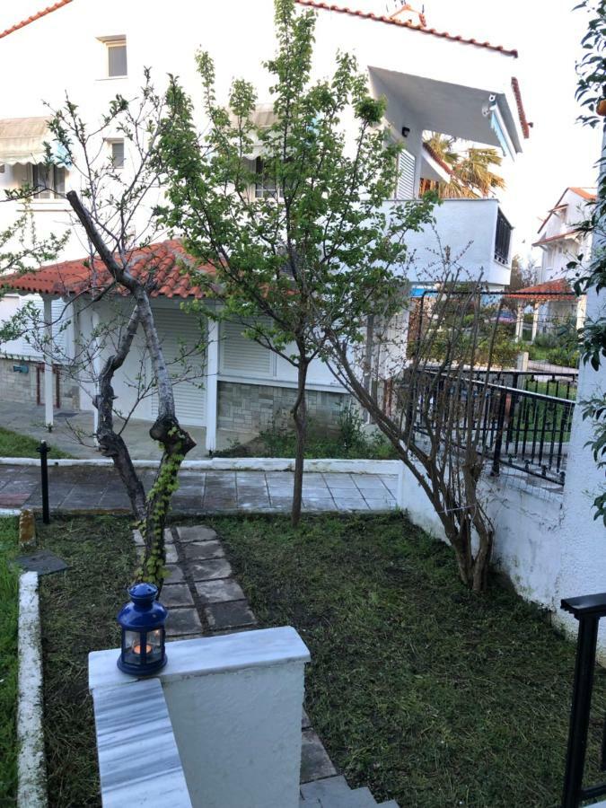 Seafront Maisonette in Fourka Exterior foto