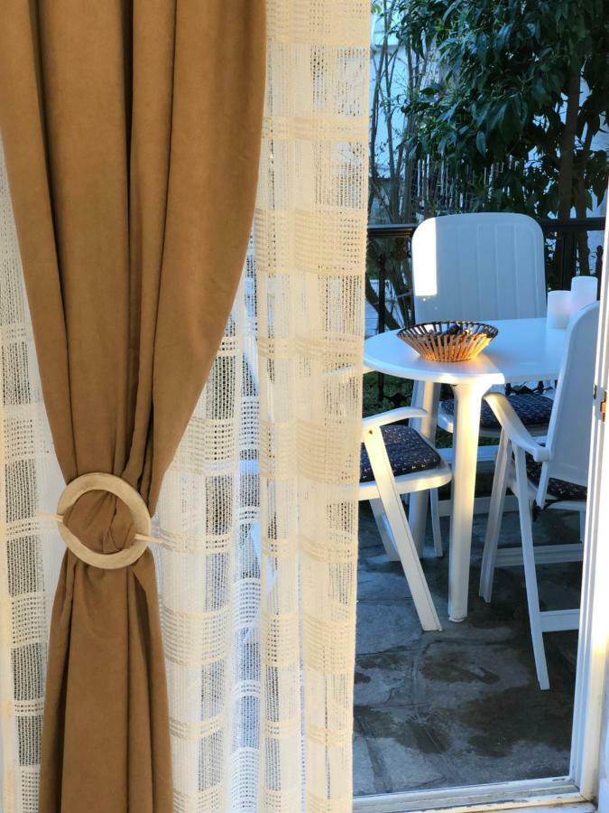 Seafront Maisonette in Fourka Exterior foto